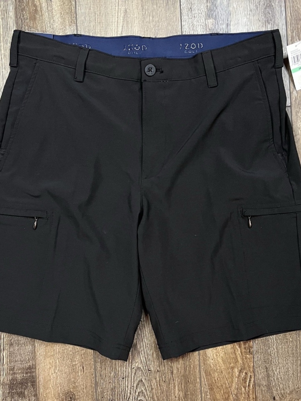 IZOD Golf Shorts Men's Classic Fit Solid Black Flat Front Size 34 NWT